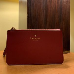 ❤️SOLD❤️ KATE SPADE (Leather Wristlet)